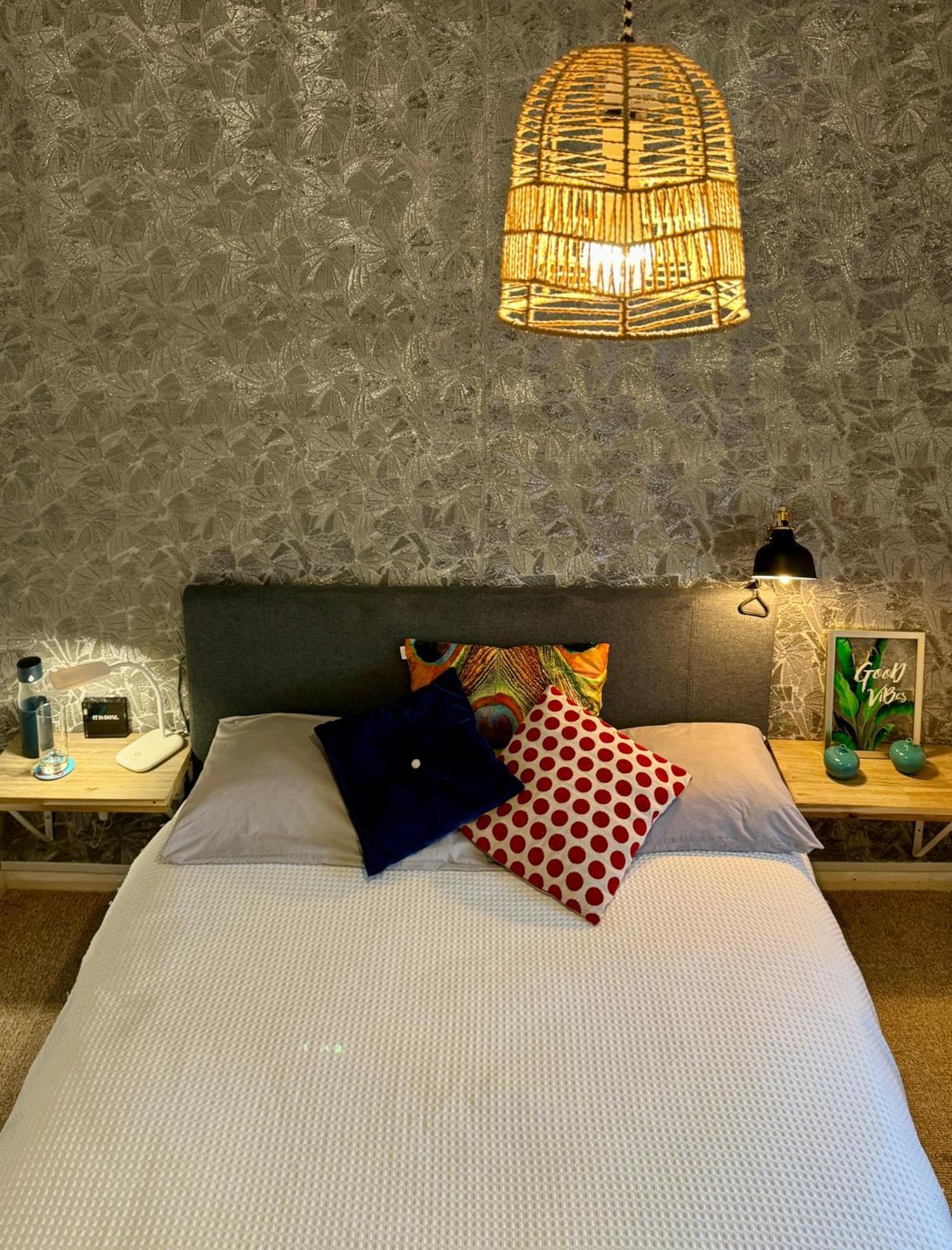 Private Room In A Stylish Flat London Ngoại thất bức ảnh